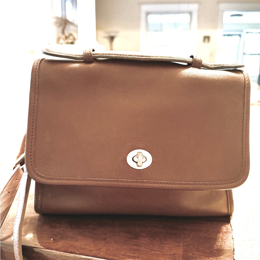 Vintage Coach Court Bag in brown
